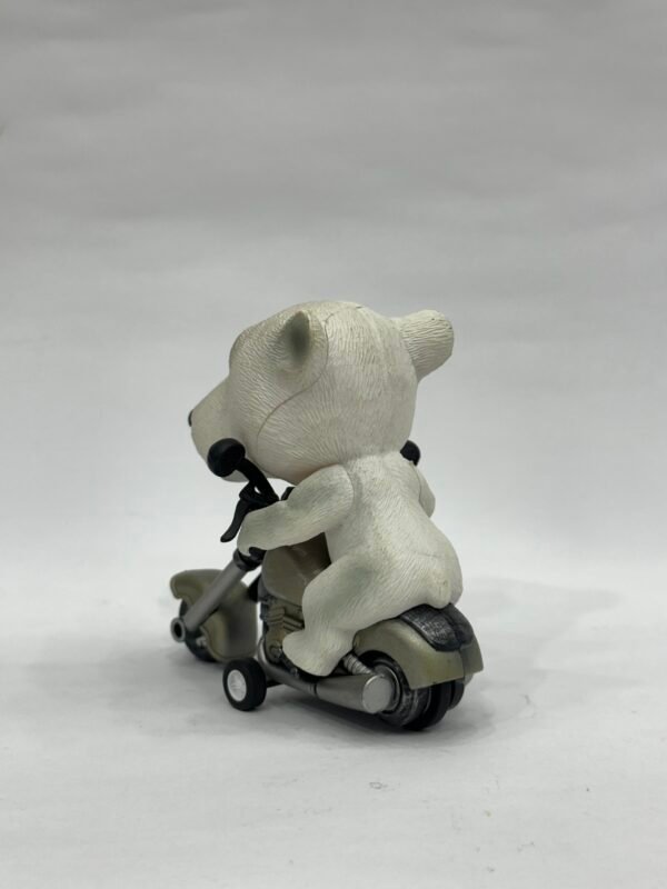 Polar bear - Animal miniature - Image 3